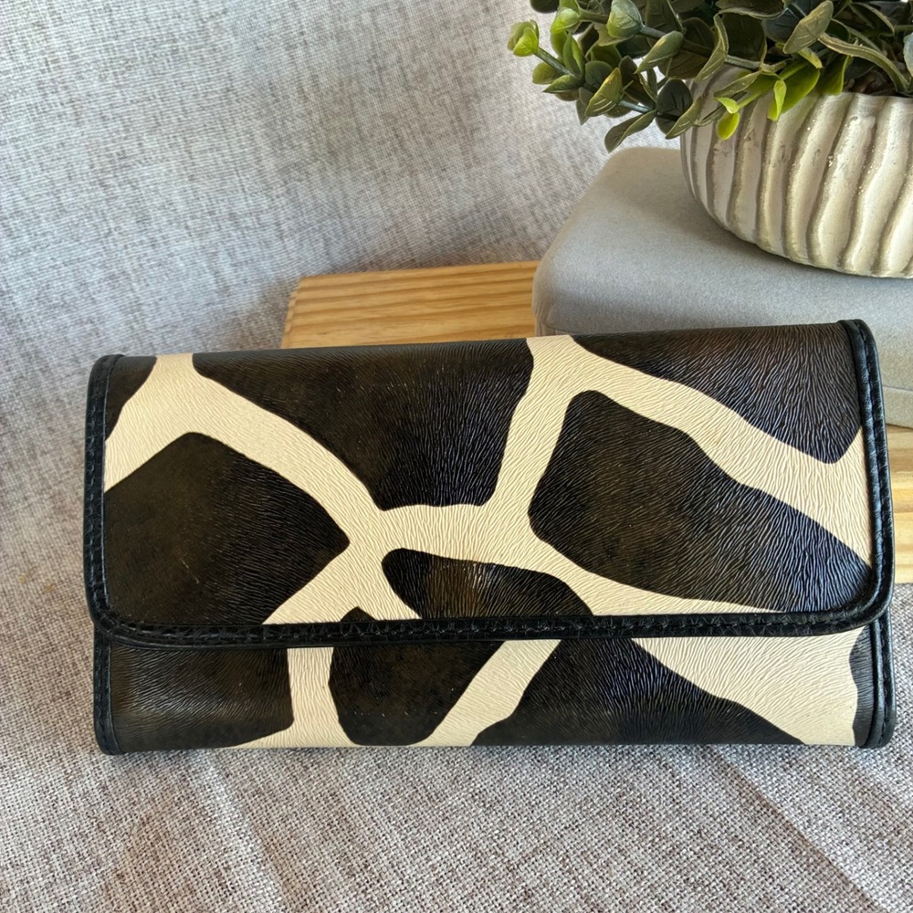 Vintage Y2K Giraffe Animal Print Continental Flap Checkbook Wallet Brown Cream